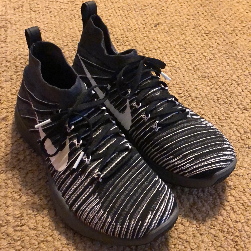 Nike Free Train Force Flyknit
